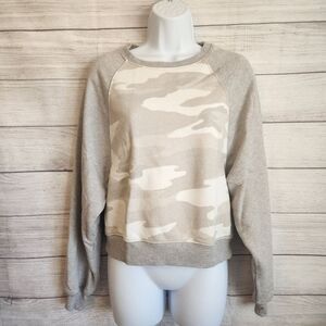 American Eagle XS Camo Sweatshirt Neutral Cozy Crewneck Casual Chic